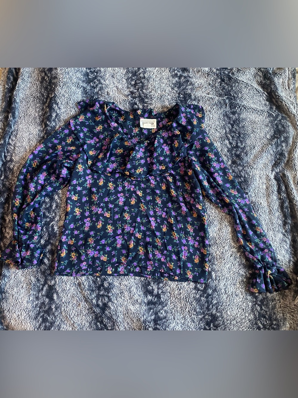 Daniel Caron Women’s Small Vintage Floral Print Long Sleeve Ruffle Blouse